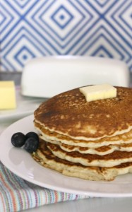 Easy Blueberry Pancakes // Life Anchored #ad #12DaysofPancakes
